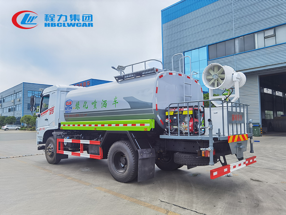 12-15方東風(fēng)專(zhuān)底灑水車(chē)