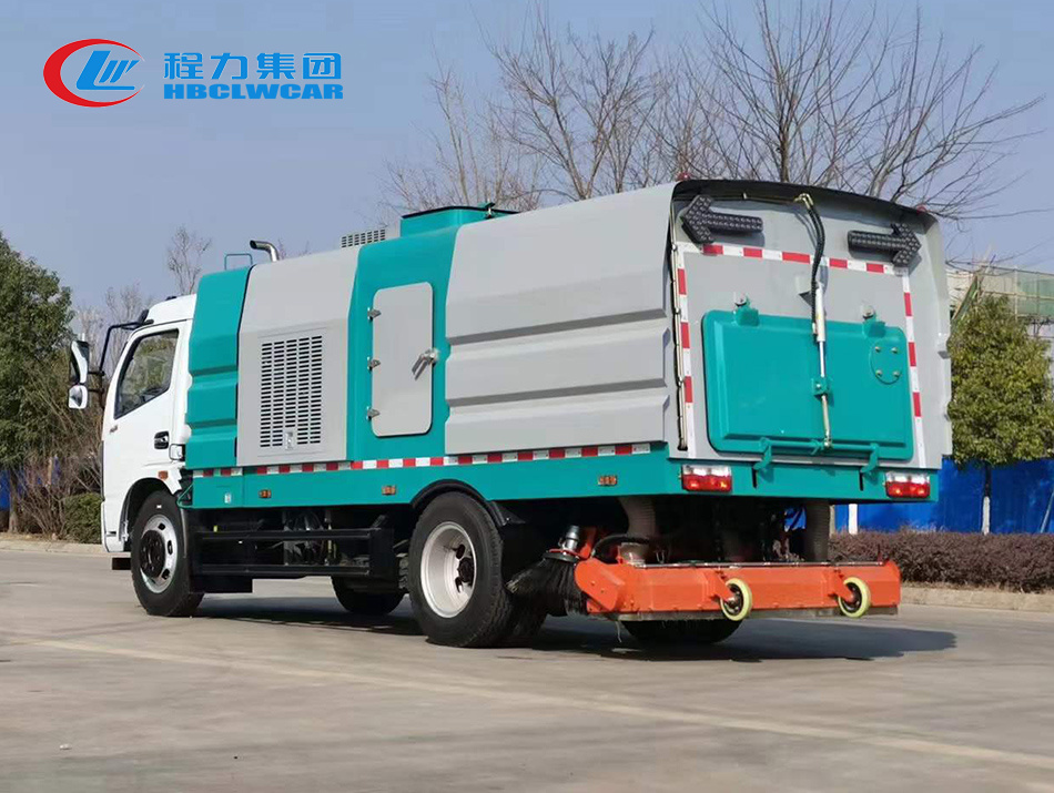 東風(fēng)大多利卡吸塵車(chē)1.5水6塵