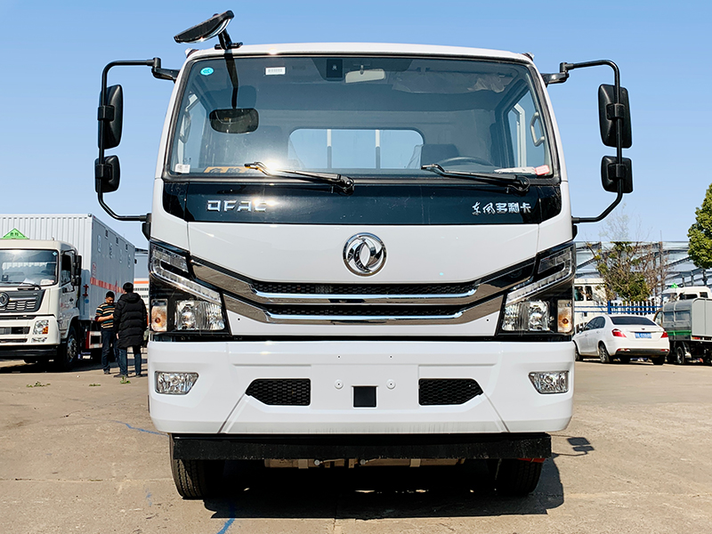 東風(fēng)4.2米黃牌氣瓶運(yùn)輸車