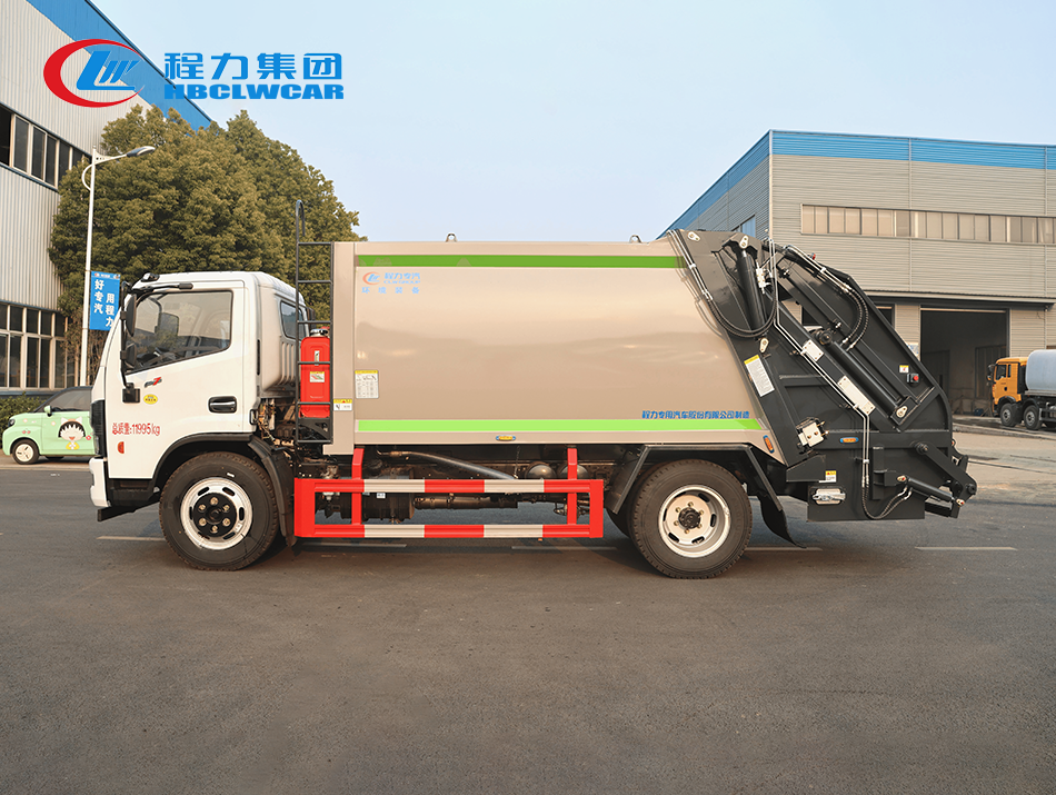 東風福瑞卡9方壓縮垃圾車